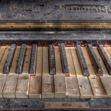 old, piano