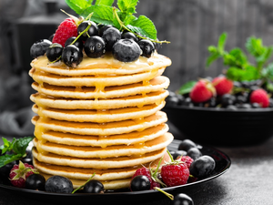 blueberries, honey, mint, raspberries, pancakes, Black Currant, plate