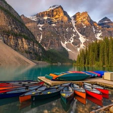 Platform, lake, trees, forest, Mountains, Canada, Province of Alberta, Kayaks, Moraine Lake, Banff National Park, viewes