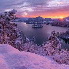 trees, snow, Slovenia, Snowy, Lake Bled, winter, Mountains, rays of the Sun, viewes, Islet