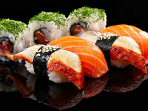 Sushi, reflection, Dark Background, salmon