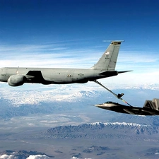 KC-135 Stratotanker, Refueling