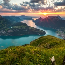 Swiss Alps, clouds, VEGETATION, Mountains, Great Sunsets, Canton de Lucerne, Switzerland