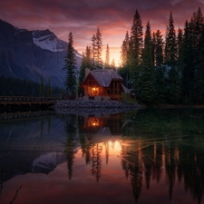 Emerald Lake, Mountains, bridge, trees, house, Yoho National Park, Canada, viewes